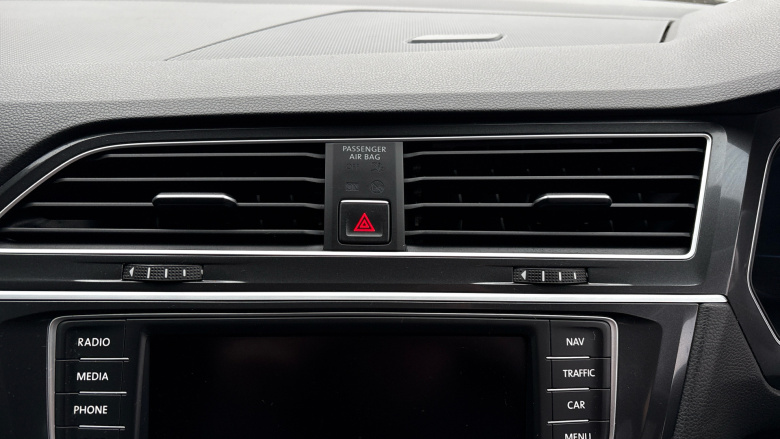 Volkswagen Tiguan 2.0 TSi 180 4Motion R-Line 5dr DSG Petrol Estate